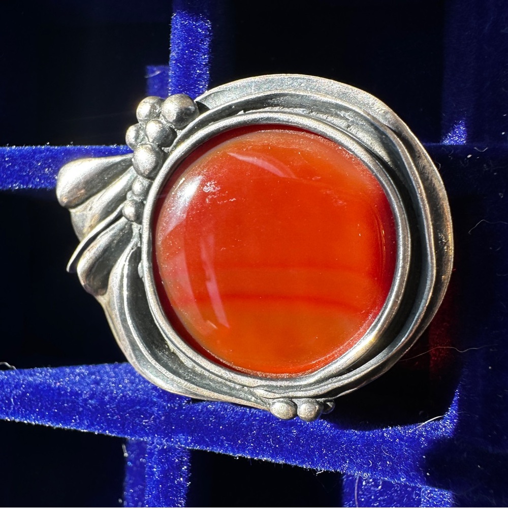 Vintage Art Nouveau brooch large round carnelian stone set in sterling silver